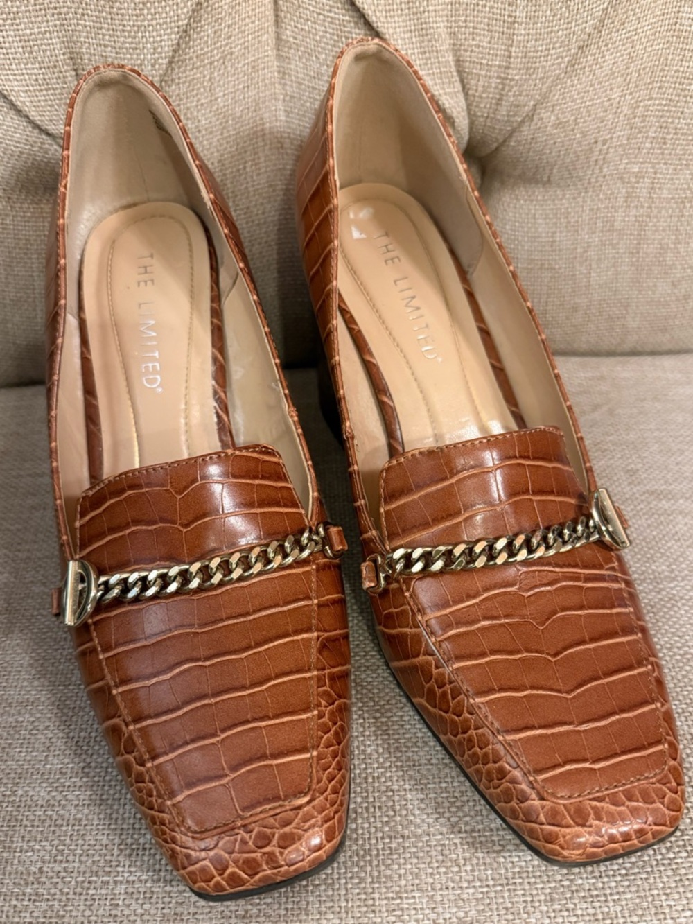 The Limited Benton Cognac Croc-Embossed Chain Loafers Chunky Heel 90s - Picture 3 of 10